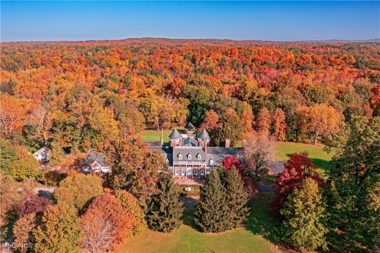 Cleveland and Akron, Hunting Valley homes